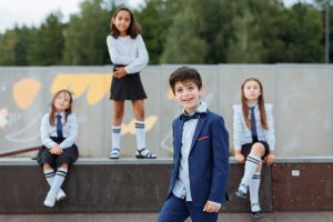 2025-2026 Okul Kıyafeti Yönetmeliği: Zorunluluk ve Ayakkabı Seçimi